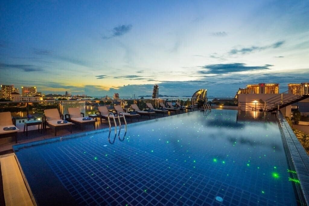 Картинка Blue Boat Hotel JC 4*