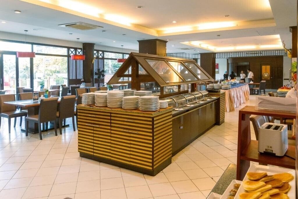 Картинка Mountain Beach Resort & Convention Center 4*