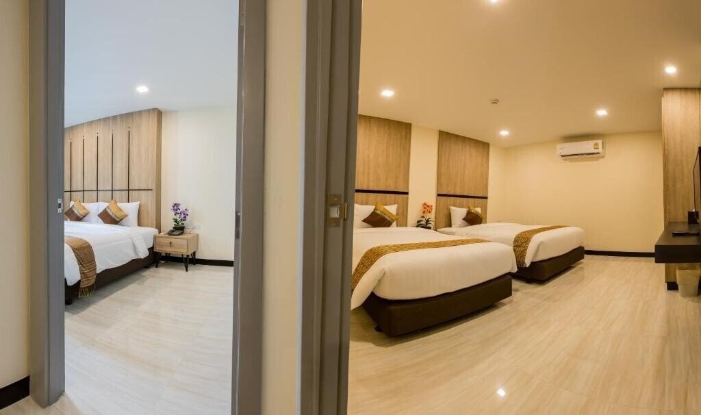 Картинка Crystal Palace Pattaya 3*