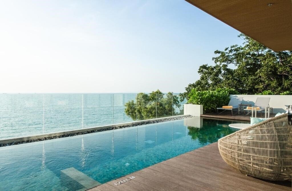 Картинка Renaissance Pattaya Resort & SPA 5*