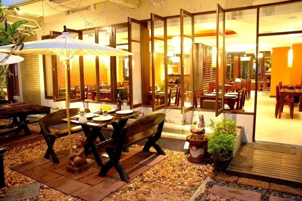 Изображение The Jomtien Twelve 3*