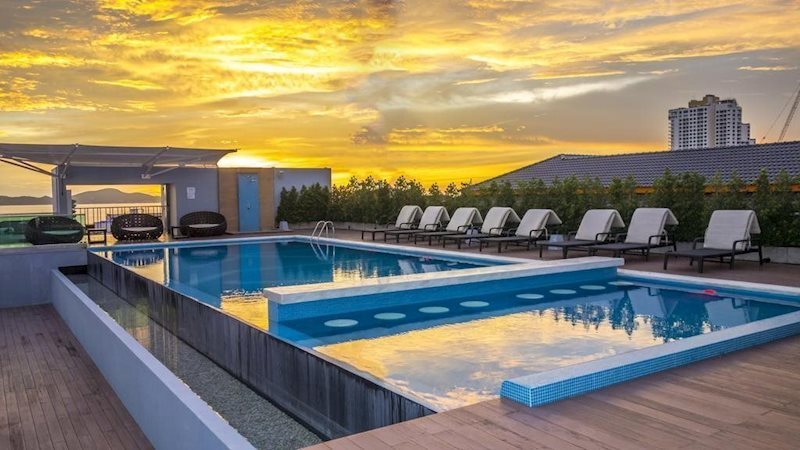 Фото Unique Regency Pattaya Hotel 4*
