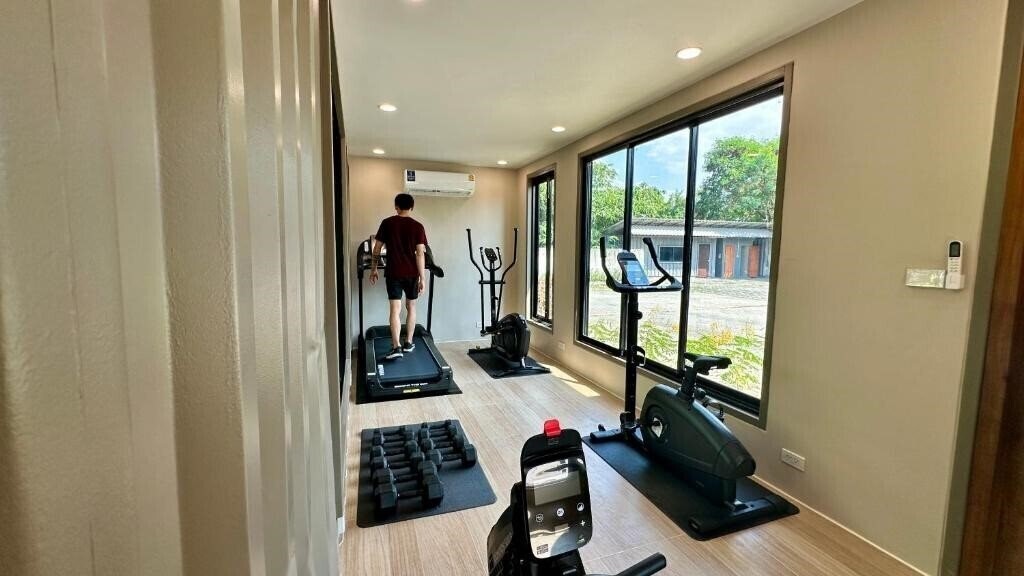 Фотографія Mangrove Hotel Pattaya (The) 3*