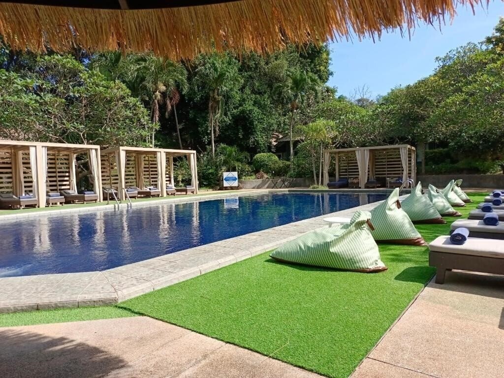 Фото Let's Hyde Resort & Villas 4*