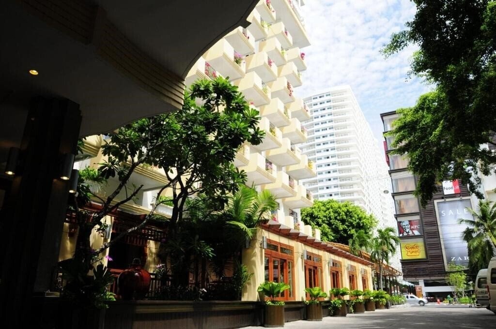 Картинка Golden Beach Hotel Pattaya 3*