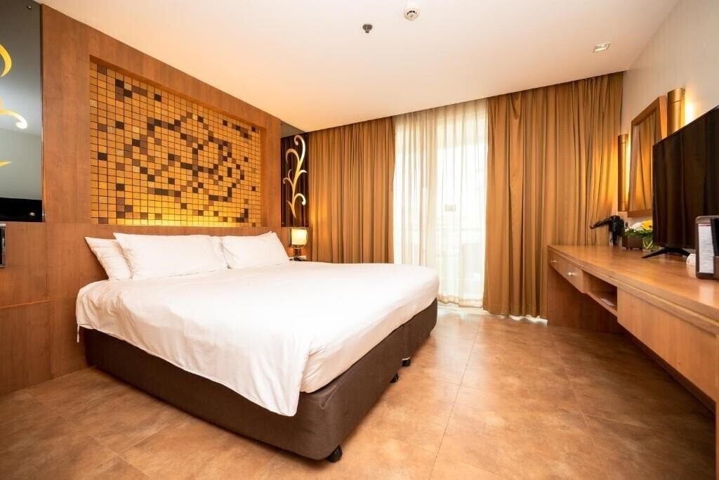 Фото Centara Nova Hotel & SPA 4*