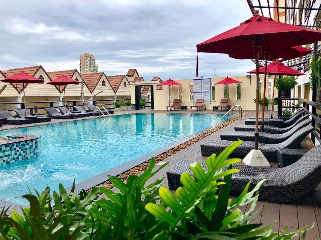 Фотография Golden Sea Pattaya 3*