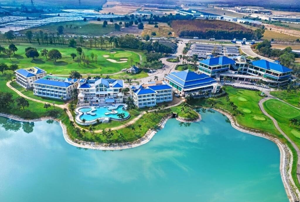 Отель Pattana Golf Club & Resort 1*