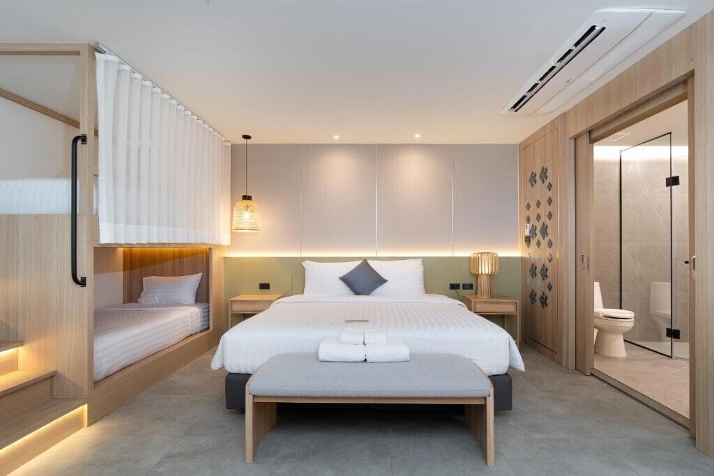 Фото Jomtien Thani Hotel 4*