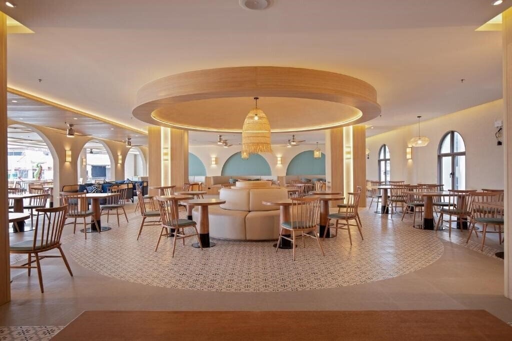 Изображение Jomtien Thani Hotel 4*