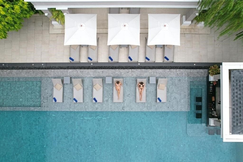 Готель The Beverly Hotel Pattaya 4*