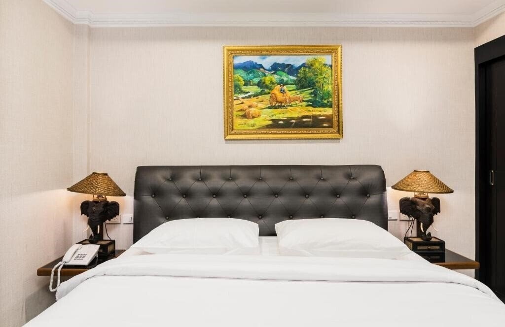 Фото The Ambiance Hotel 3*