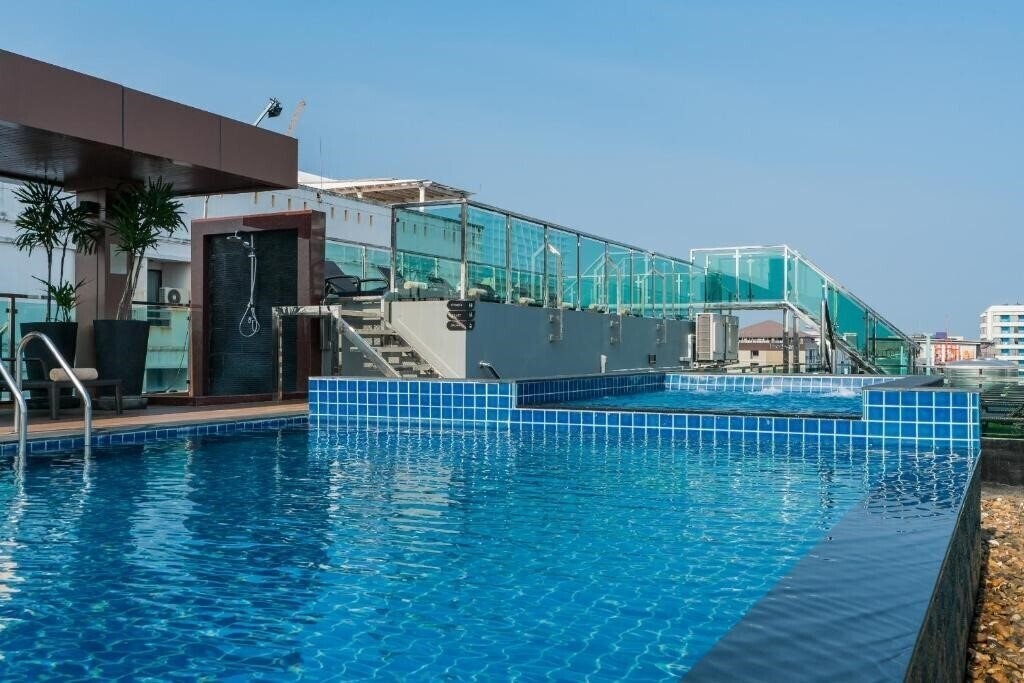 Фото Acqua Hotel Pattaya 4*