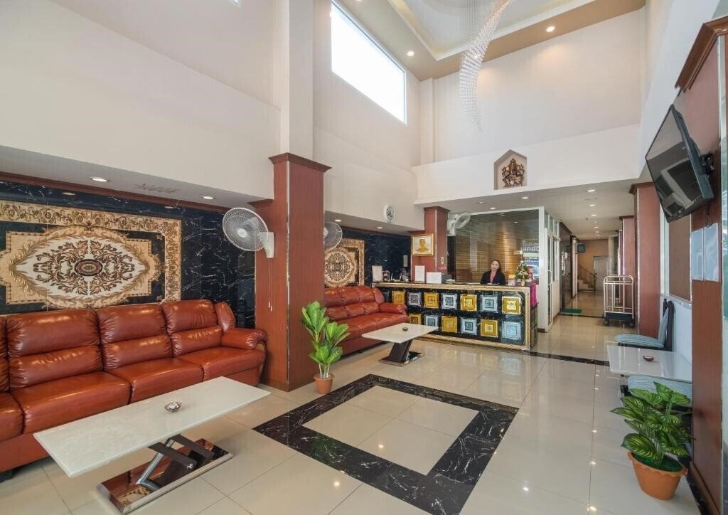 Картинка Regenta Central Residency 3*