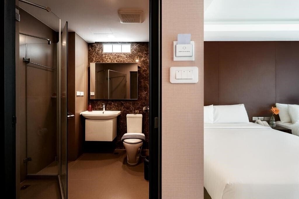 Фото Glow Pattaya 4*