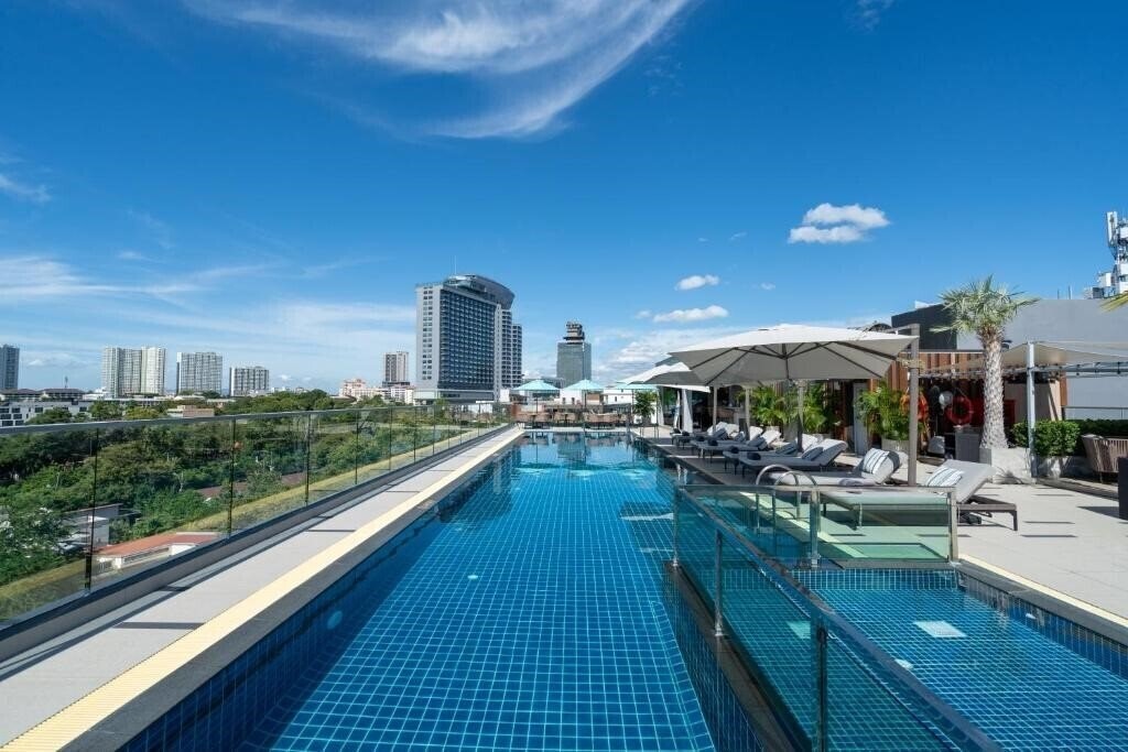 Фотография Courtyard By Marriott North Pattaya 4*