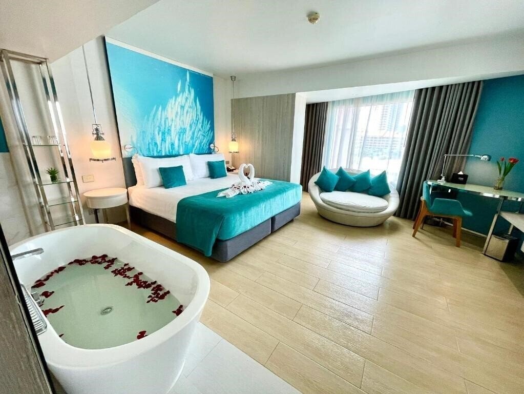 Отель Kudos Parc Hotel 4*