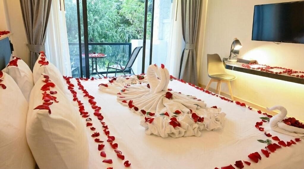Картинка Pooh Beach Resort & SPA 4*