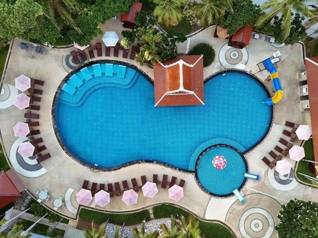 Фото Heeton Concept Hotel Pattaya 4*