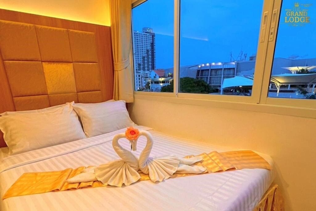 Готель The Grand Lodge Pattaya 3*