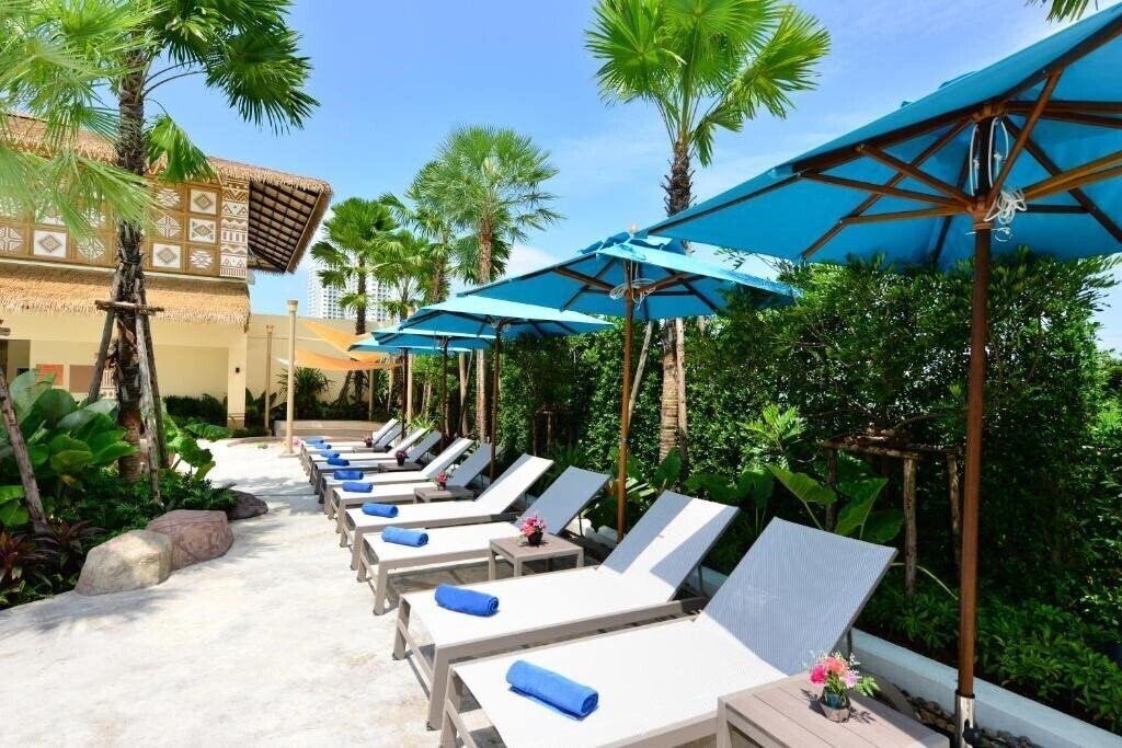 Фотографія Centre Point Prime Hotel Pattaya 5*