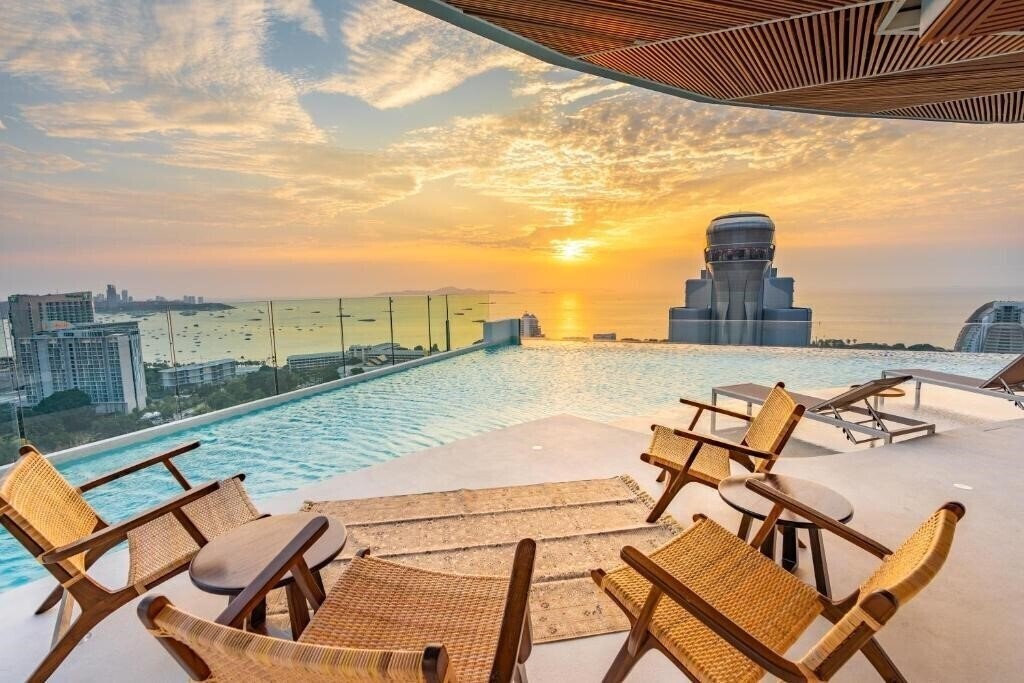 Зображення Akara Hotel Pattaya 5*