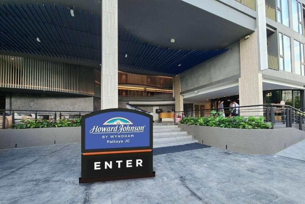 Картинка Howard Johnson by Wyndham Jc Pattaya 4*