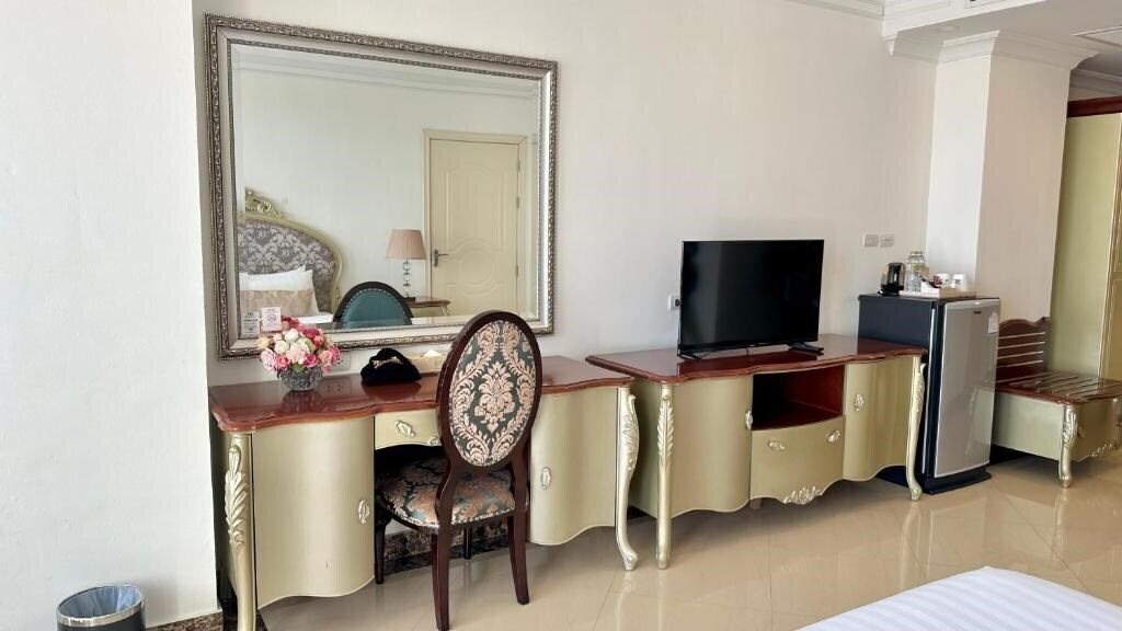 Фото LK Crystal Ville 4*