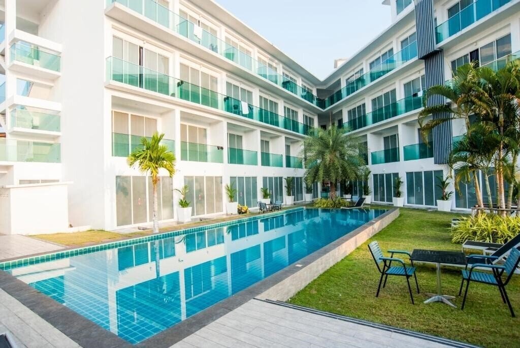 Отель Cozy Resort A Boutique Hotel 4*