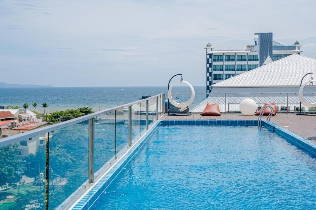 Отель HT9 Hotel 4*