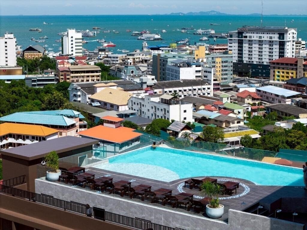 Фото Samsara Hotel Pattaya 5*