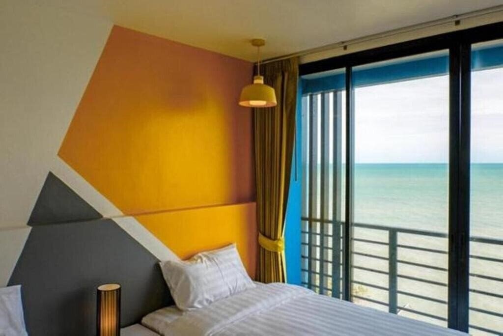 Фото Play Phala Beach Rayong 4*