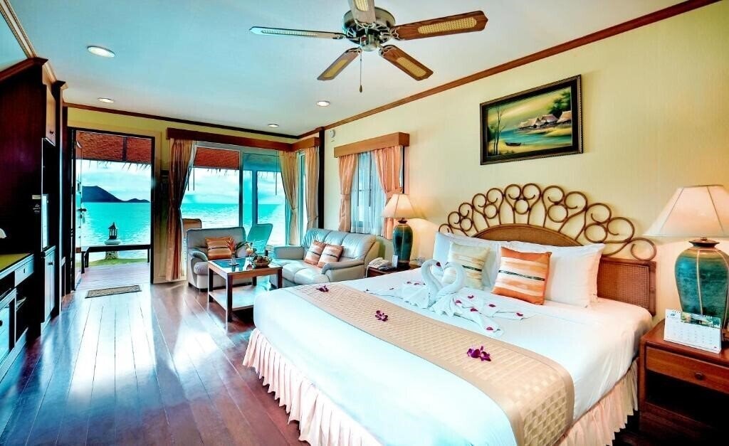 Фото Sunset Village 4*