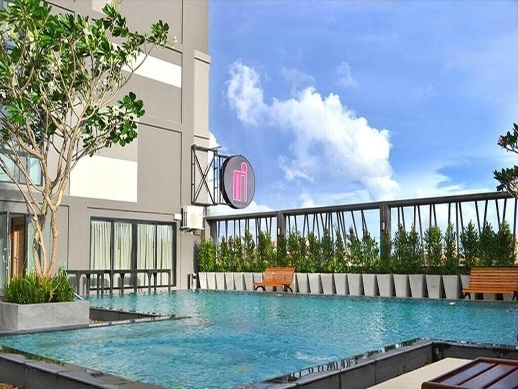 Готель Arawana Regency South Pattaya 3*