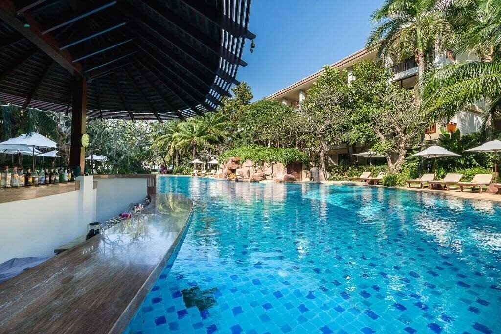 Фотографія Ravindra Beach Resort 5*