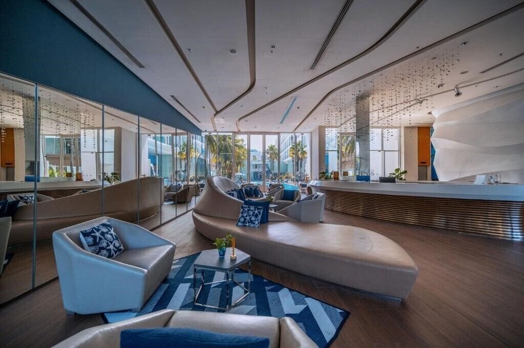 Зображення Hotel Baraquda Heeton Pattaya by Compass Hospitality 5*