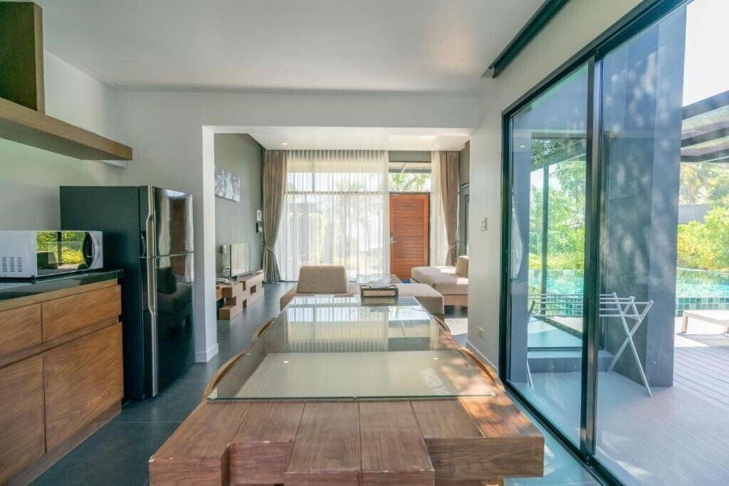 Фотографія Seanery Beach Resort 4*