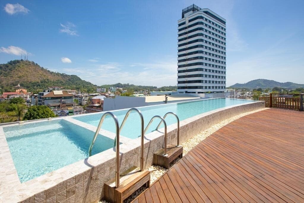 Готель Ecoloft Hotel 3*