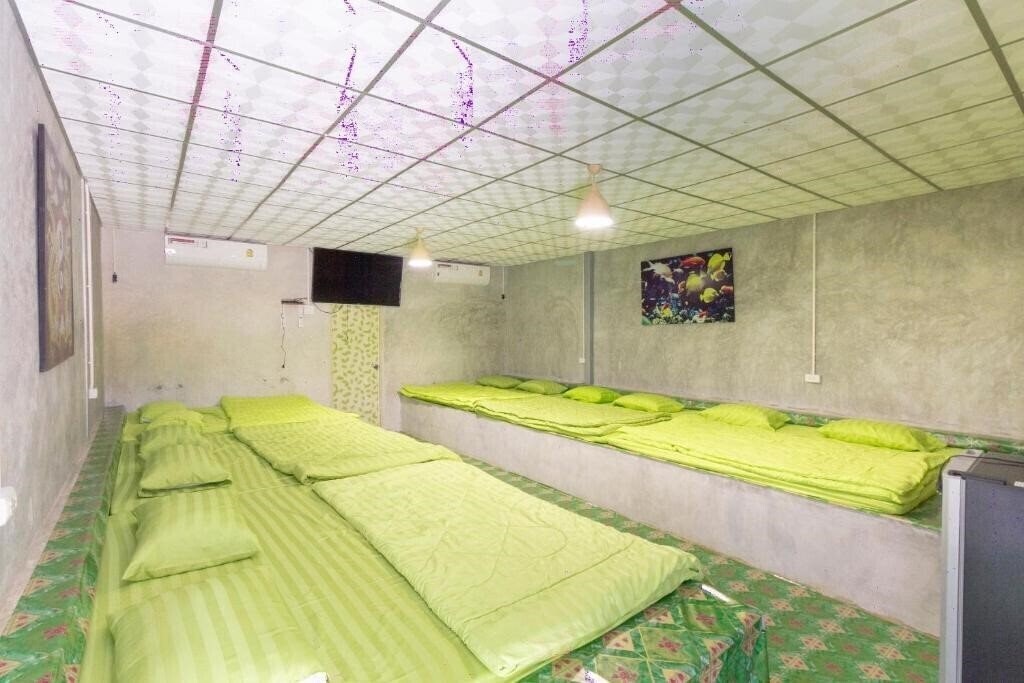 Фотографія Oyo 75359 Thaiburi Thara Resort 2*