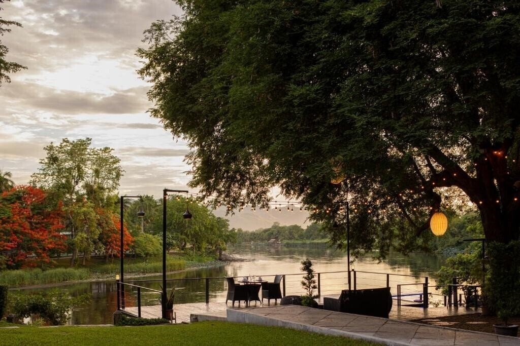 Готель U Inchantree Kanchanaburi 4*