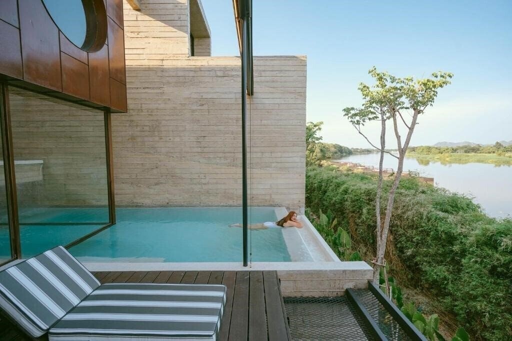 Фотография Cross River Kwai (ex. X2 River Kwai Resort) 4*