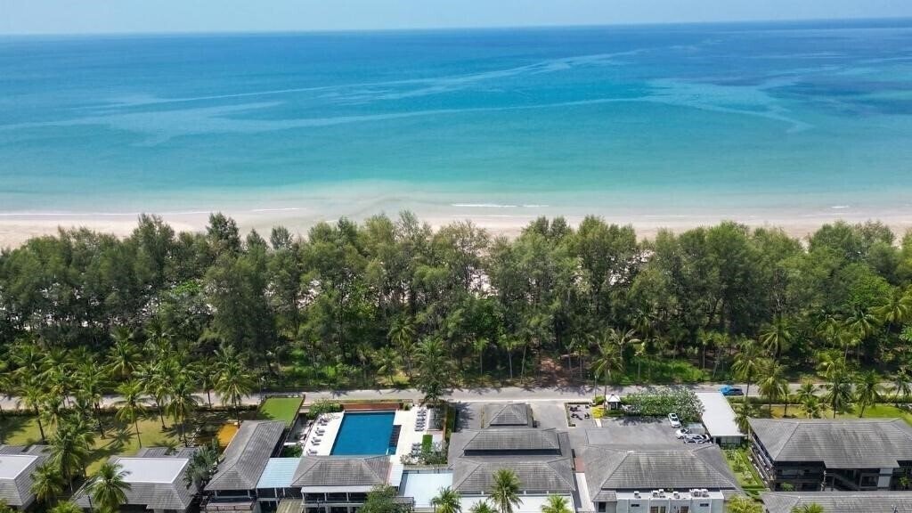 Готель The Grand Southsea Khao Lak 4*