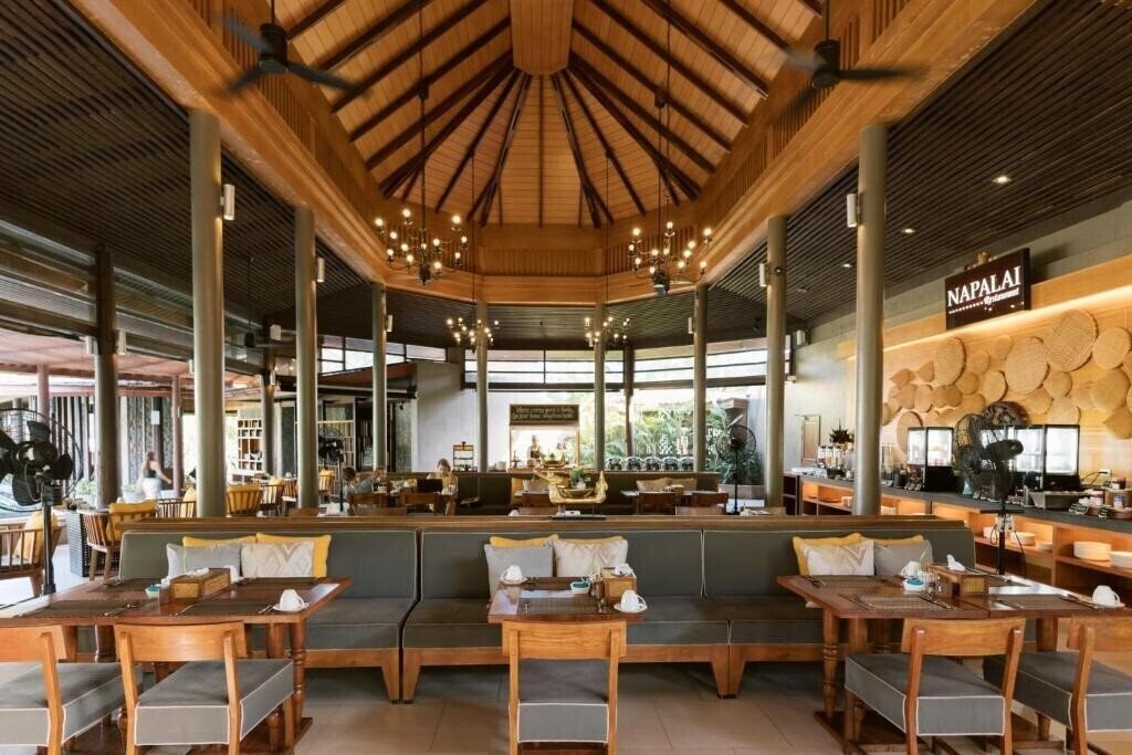 Фотография Apsara Beachfront Resort & Villa 4*
