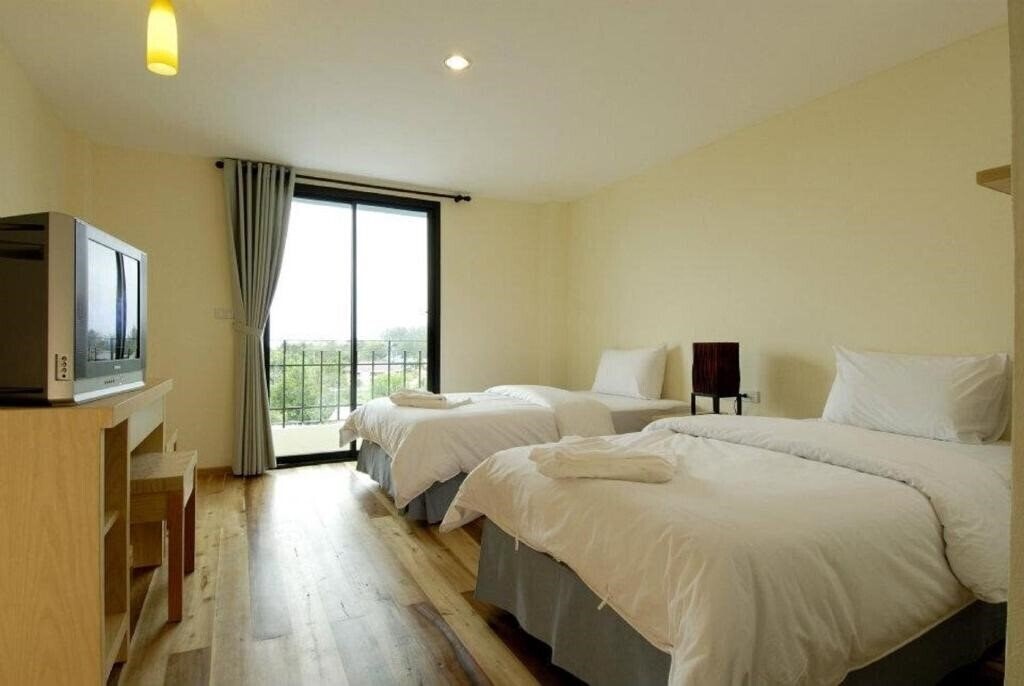 Фотографія Jerung Hotel Khaolak 2*