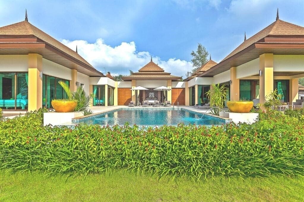 Готель Ataman Luxury Villas 5*