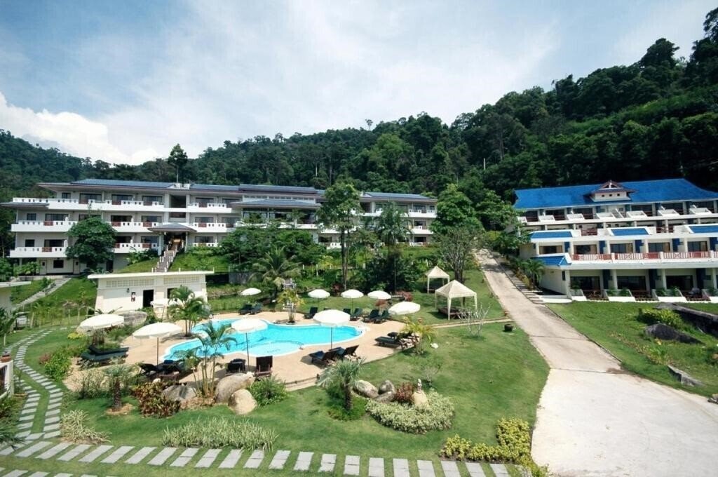 Готель Khao Lak Sunset Resort 3*