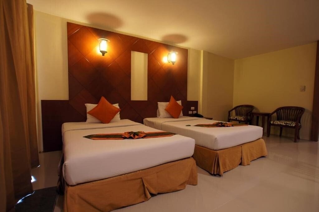 Фото Khao Lak Sunset Resort 3*