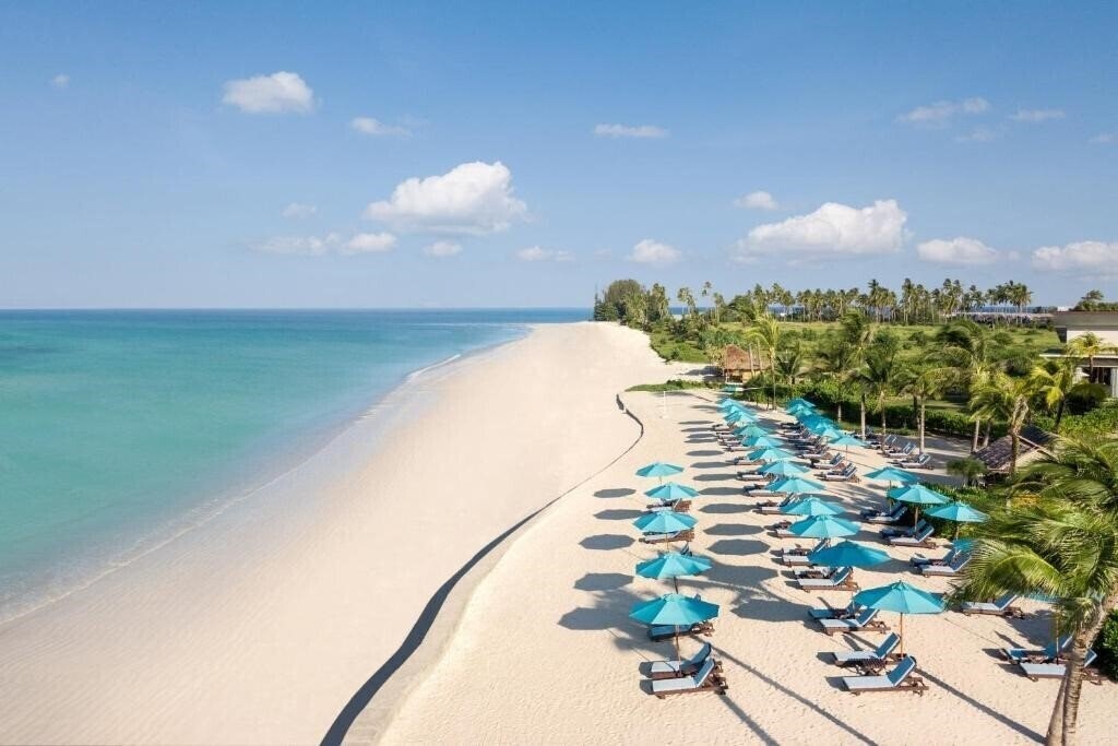 Фото Le Meridien Khao Lak Resort & Spa 5*