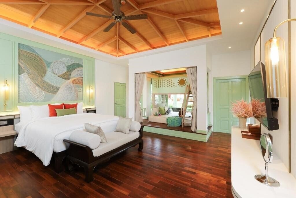 Фото La Solaya Khao Lak 4*