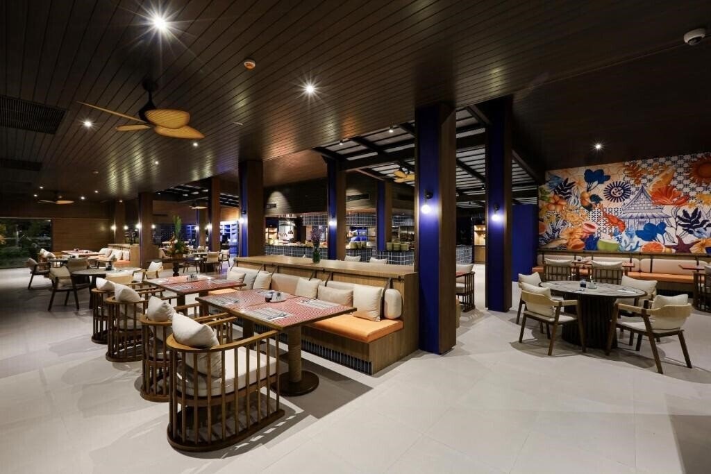 Картинка La Solaya Khao Lak 4*